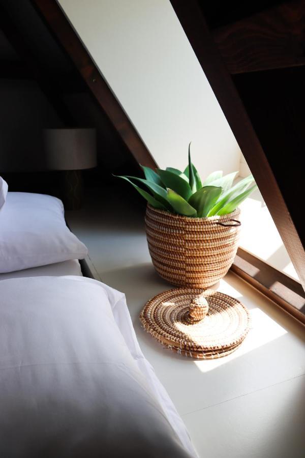 Hotel Dwars Amszterdam Kültér fotó
