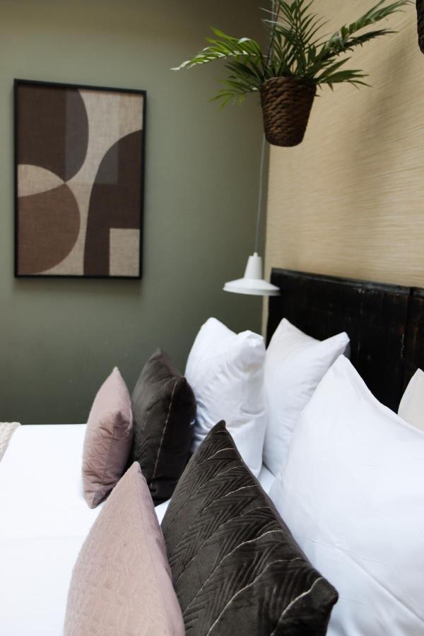Hotel Dwars Amszterdam Kültér fotó